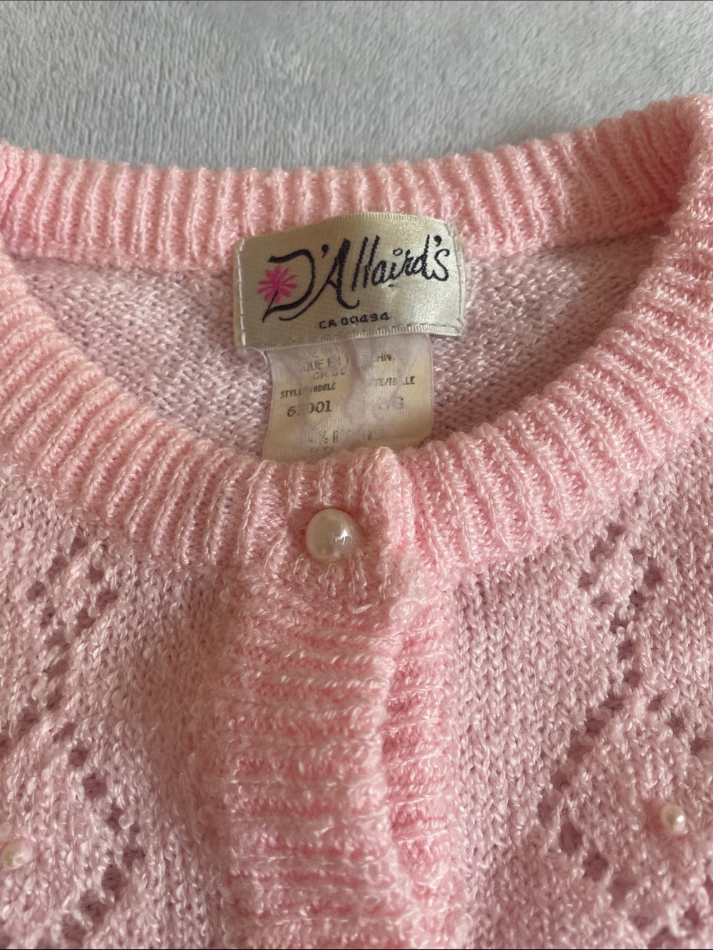 ✨🎀 VINTAGE Pink Knit Cardigan Pearl Buttons - Picture 3 of 4